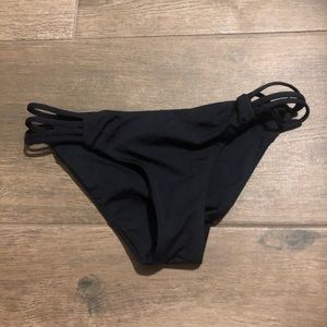 Black strappy bottoms